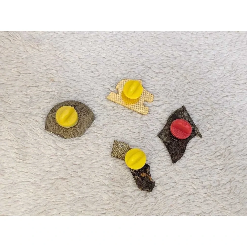 Vintage California Orange County Sheriff Fish Flag Enamel Lapel‎ Pin Lot